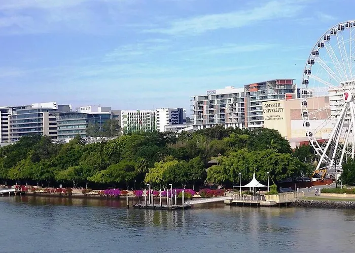 Airtrip Apartment On Margaret Street In Cbd Brisbane